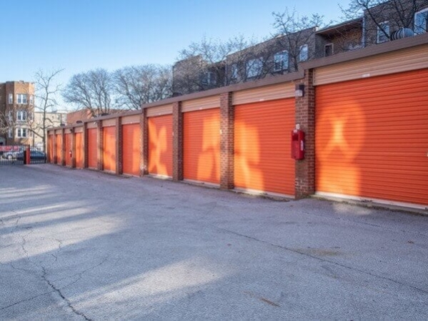 Storage Units at Public Storage - Chicago - 2101 W Howard Street - 2101 W Howard Street