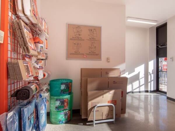 Storage Units at Public Storage - Chicago - 2101 W Howard Street - 2101 W Howard Street