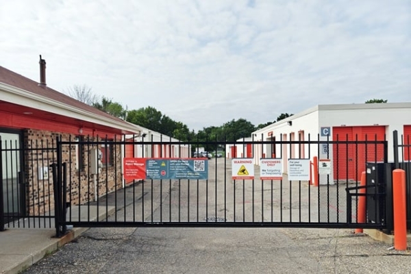 Storage Units at Public Storage - Hopkins - 1144 7th Street S - 1144 7th Street S