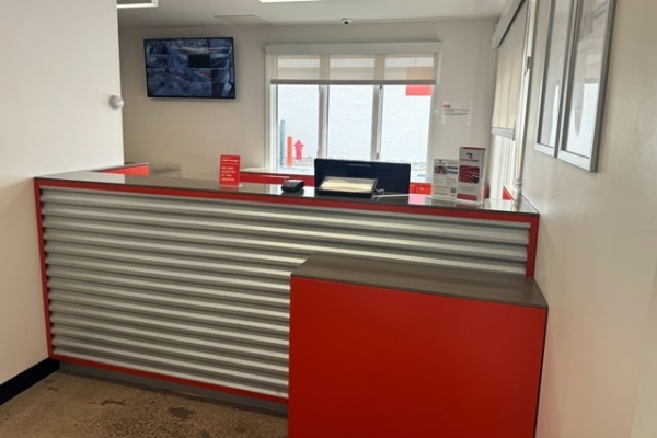 Facility photo: //images.sparefoot.com/medium/214309690a0a717f1f5.jpg