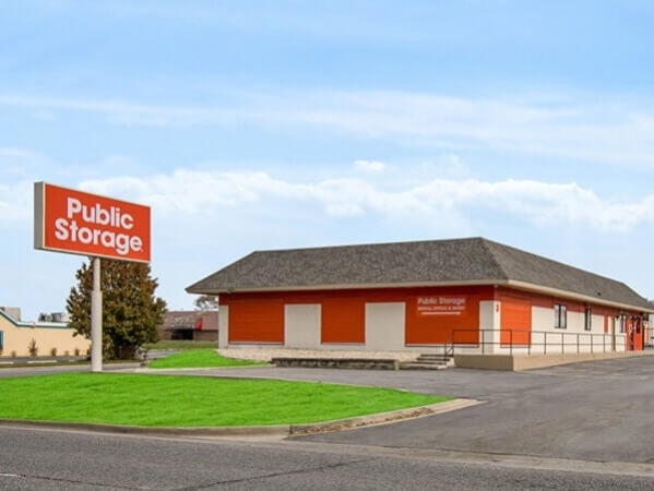 Facility photo: //images.sparefoot.com/medium/2143146877a5c8187f6.jpg