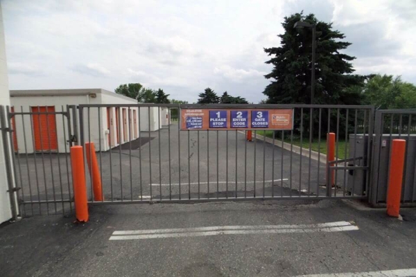 Storage Units at Public Storage - Apple Valley - 5900 148th Street W - 5900 148th Street W