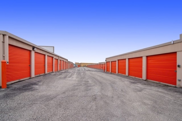 Storage Units at Public Storage - Chicago Heights - 20909 Western Ave - 20909 Western Ave