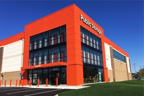 Facility photo: //images.sparefoot.com/medium/214335690b5c4befdb6.jpg