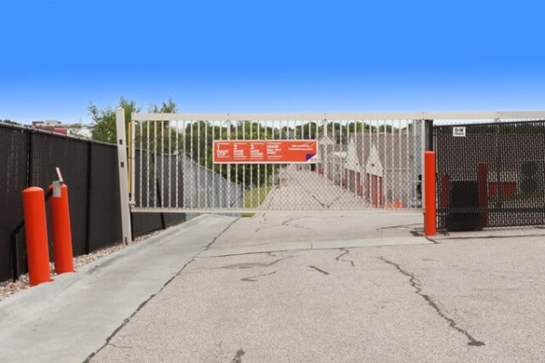 Storage Units at Public Storage - Omaha - 4110 N 129th St - 4110 N 129th St