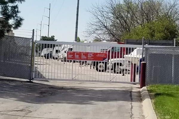 Facility photo: //images.sparefoot.com/medium/2143646a772b118484f.jpg