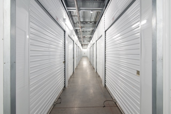 Storage Units at Public Storage - Portland - 10315 SW Barbur Blvd - 10315 SW Barbur Blvd