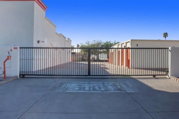 Storage Units at Public Storage - Phoenix - 18401 N 35th Ave - 18401 N 35th Ave