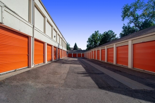 Storage Units at Public Storage - Aurora - 15600 E Mississippi Ave - 1150 S Idalia Street