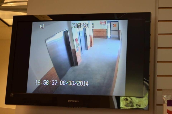 Facility photo: //images.sparefoot.com/medium/214410693c28b983027.jpg