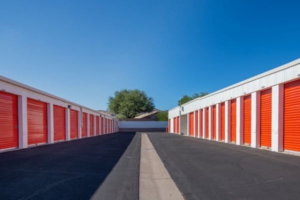Storage Units at Public Storage - Phoenix - 3906 E Ray Rd - 3906 E Ray Rd