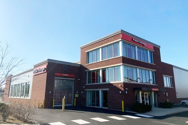 Facility photo: //images.sparefoot.com/medium/214538694016b71b21e.jpg