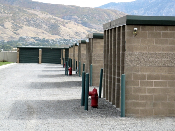 Facility photo: //images.sparefoot.com/medium/2145905e0f71659a4e3.jpg