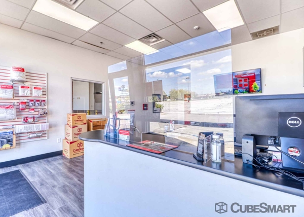 Storage Units at CubeSmart Self Storage - Saginaw - 3828 Bay Road