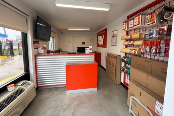 Storage Units at Public Storage - Tucker - 1844 Mtn Industrial Blvd - 1844 Mtn Industrial Blvd
