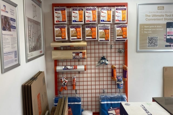 Facility photo: //images.sparefoot.com/medium/214763688380e2d3b22.jpg