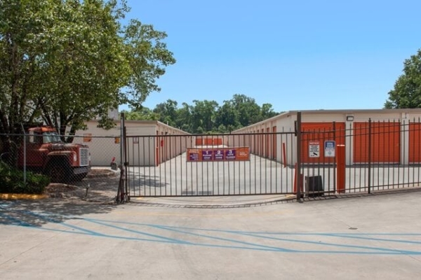 Storage Units at Public Storage - Atlanta - 1067 Memorial Drive - 1067 Memorial Drive