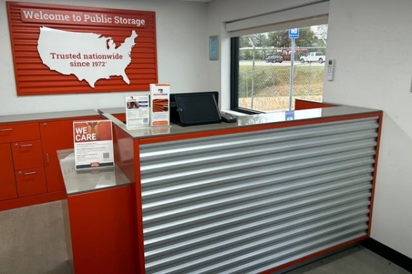 Storage Units at Public Storage - Marietta - 895 Cobb Parkway North - 895 Cobb Parkway North