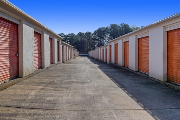 Facility photo: //images.sparefoot.com/medium/214782695e69abe03b4.jpg