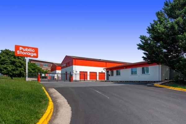 Storage Units at Public Storage - Fairfax - 8523 Lee Hwy - 8523 Lee Hwy