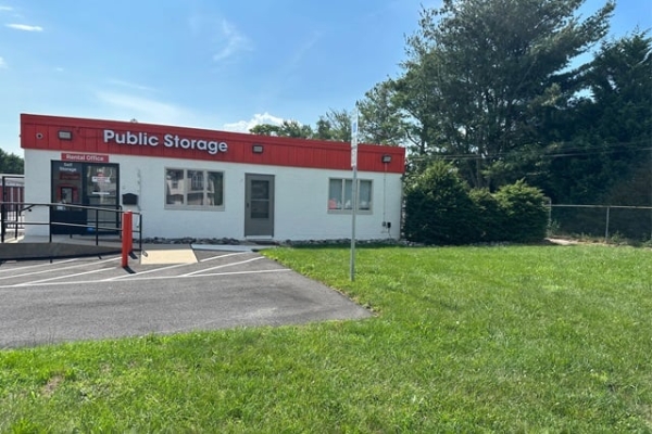 Storage Units at Public Storage - Blackwood - 51 Peters Lane - 51 Peters Lane