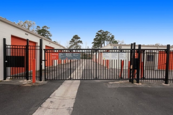 Storage Units at Public Storage - Virginia Beach - 1489 General Booth Blvd - 1489 General Booth Blvd