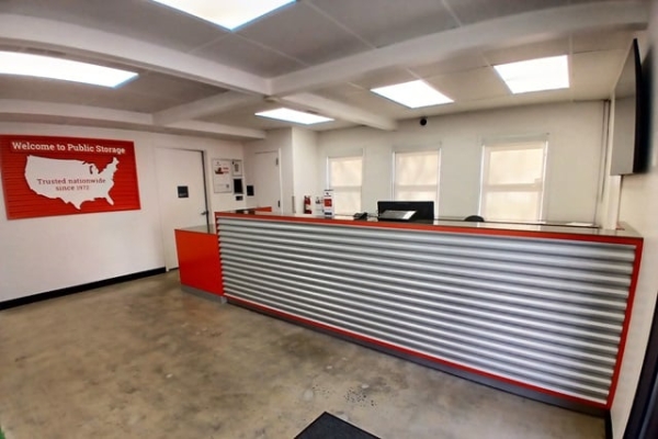 Facility photo: //images.sparefoot.com/medium/21483469f7489aaffc6.jpg