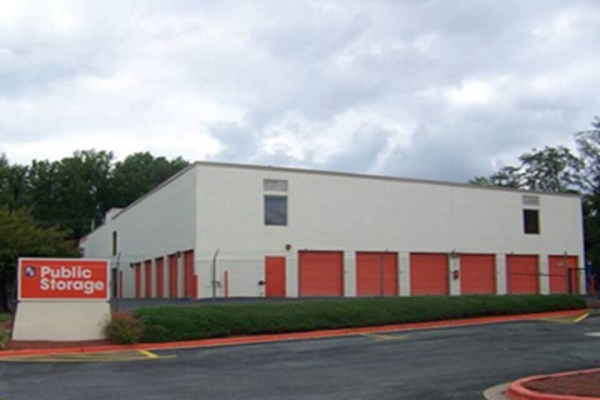 Facility photo: //images.sparefoot.com/medium/2148376876553c55db8.jpg
