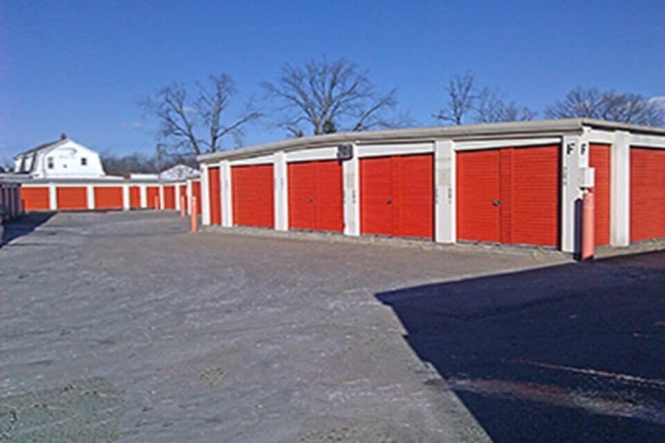 Facility photo: //images.sparefoot.com/medium/2148556878f4f8d27f2.jpg