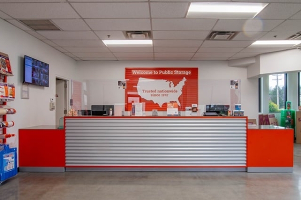 Facility photo: //images.sparefoot.com/medium/2148596884d31ec4624.jpg