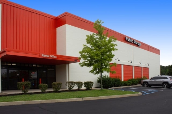Facility photo: //images.sparefoot.com/medium/21486268e9080e12007.jpg