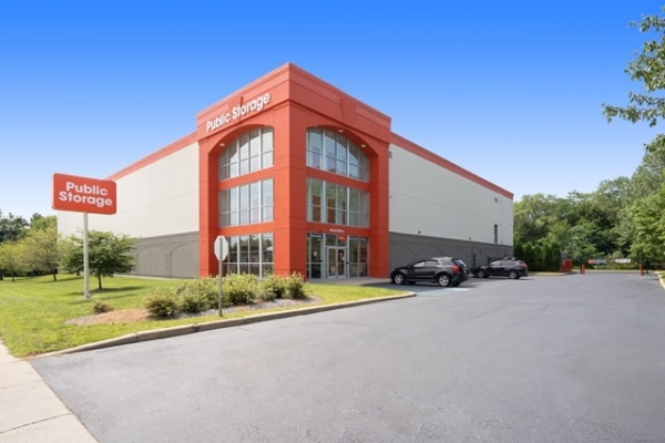 Storage Units at Public Storage - Waltham - 260 Lexington Street - 260 Lexington Street