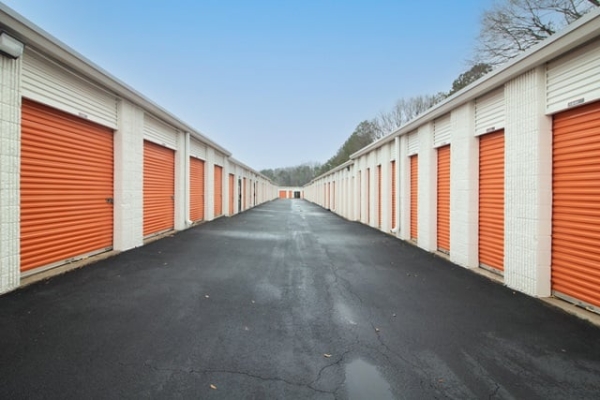 Storage Units at Public Storage - Woodstock - 10763 Highway 92 - 10763 Highway 92