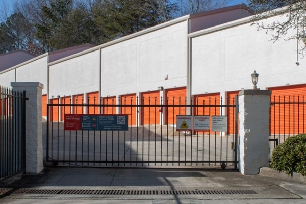 Facility photo: //images.sparefoot.com/medium/2149076892029e43563.jpg