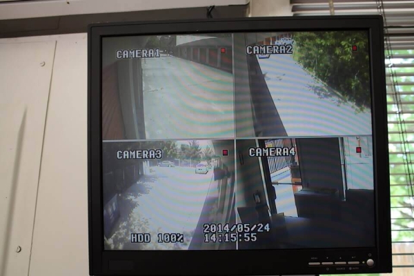 Facility photo: //images.sparefoot.com/medium/2149156985f591c4ab4.jpg