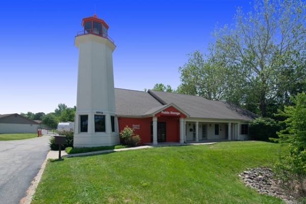 Storage Units at Public Storage - Fishers - 9915 Allisonville Road - 9915 Allisonville Road