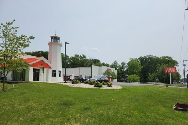 Facility photo: //images.sparefoot.com/medium/21492469f4a7f8438c8.jpg