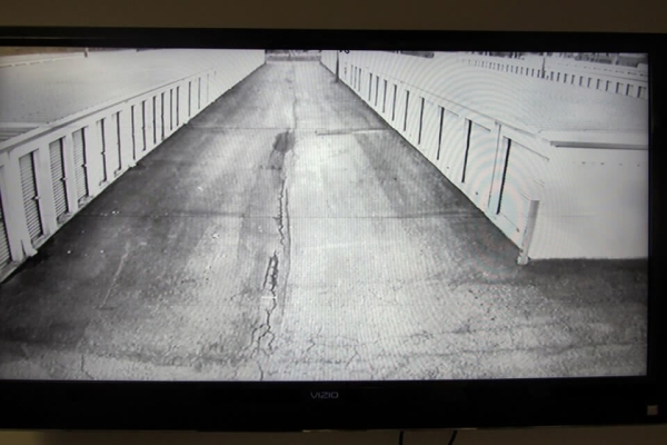 Facility photo: //images.sparefoot.com/medium/214942688a194e89e58.jpg