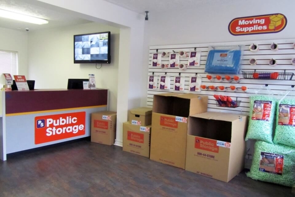 Storage Units at Public Storage - Charlotte - 1001 N Tryon St - 1001 N Tryon St