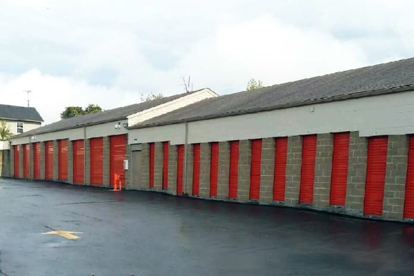 Facility photo: //images.sparefoot.com/medium/214976694016b45f626.jpg