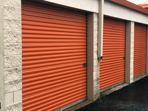 Facility photo: //images.sparefoot.com/medium/2149976890b162c9318.jpg