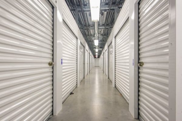Facility photo: //images.sparefoot.com/medium/21500068e662d50441f.jpg
