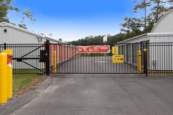 Storage Units at Public Storage - Seabrook - 72 New Zealand Rd - 72 New Zealand Rd
