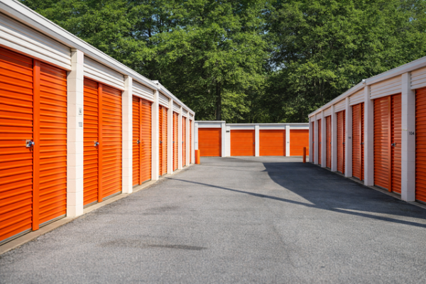 Facility photo: //images.sparefoot.com/medium/21501469f4a96e27a60.jpg