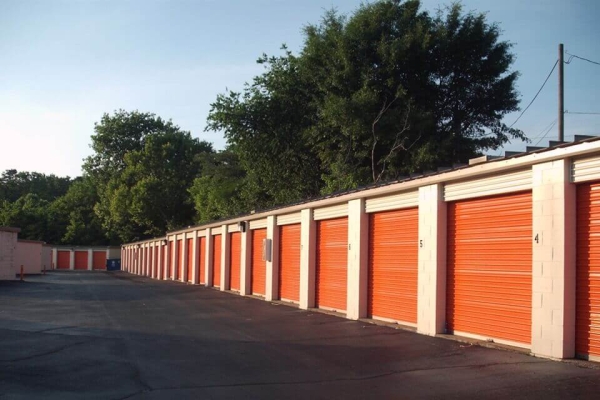 Storage Units at Public Storage - Birmingham - 9856 Parkway East - 9856 Parkway East