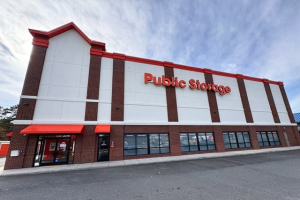 Facility photo: //images.sparefoot.com/medium/2150186877a46bf0398.jpg