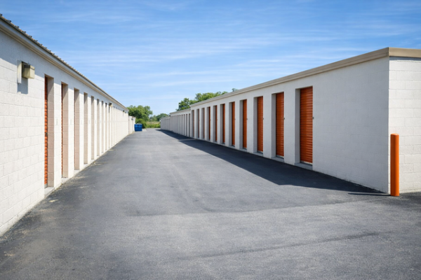 Storage Units at Public Storage - Nashville - 424 Metroplex Drive - 424 Metroplex Drive