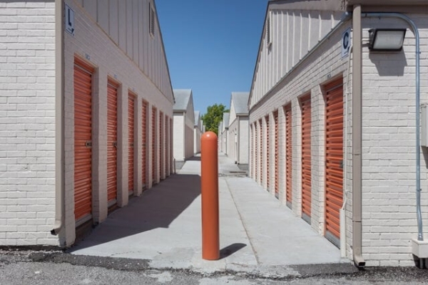 Storage Units at Public Storage - Olathe - 1525 E Spruce Street - 1525 E Spruce Street