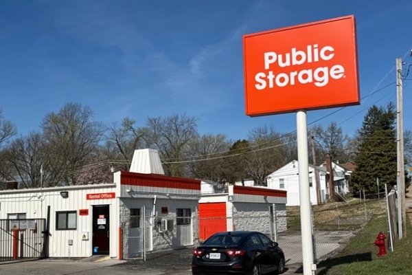 Facility photo: //images.sparefoot.com/medium/21504769f4aa4186af8.jpg