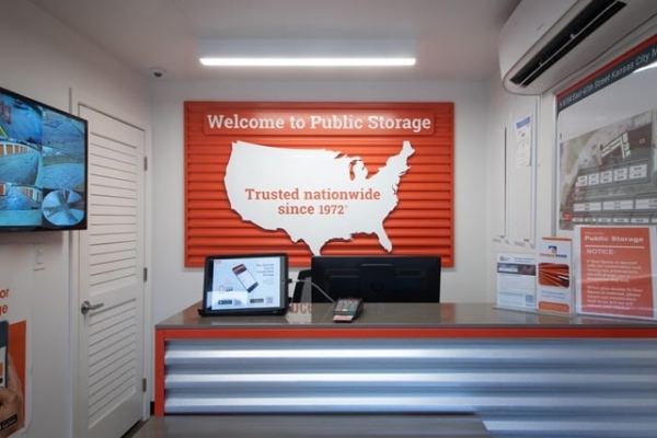 Storage Units at Public Storage - Kansas City - 9104 East 47th Street - 9104 East 47th Street